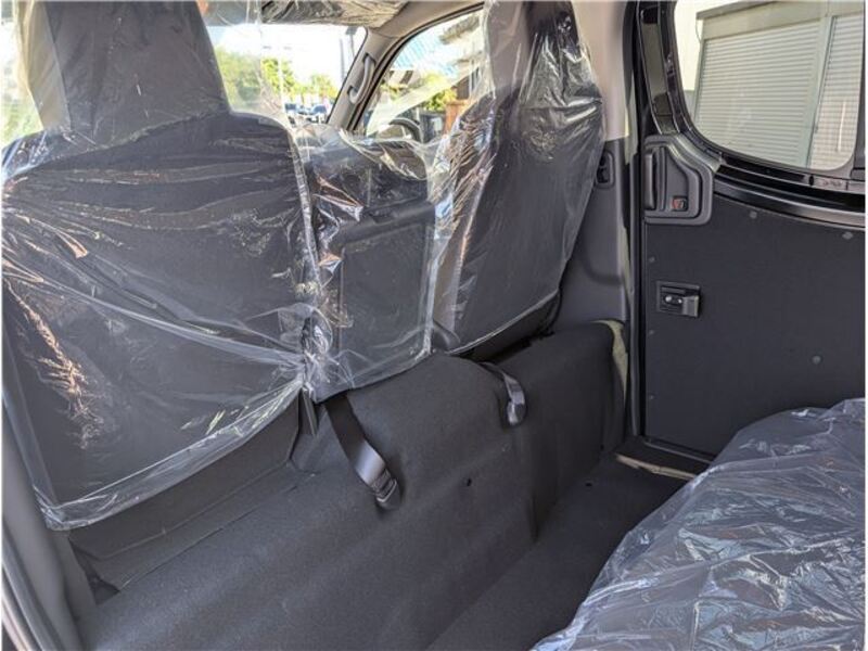 CARAVAN VAN
