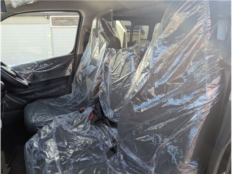 CARAVAN VAN
