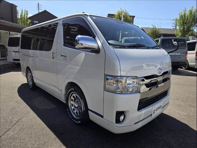 HIACE VAN