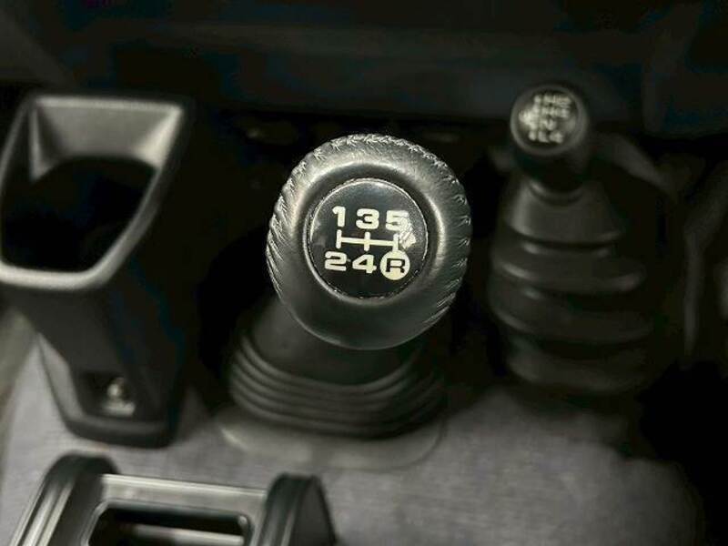 LAND CRUISER