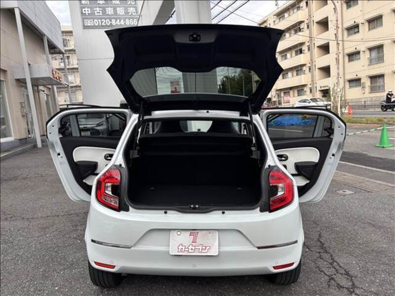TWINGO