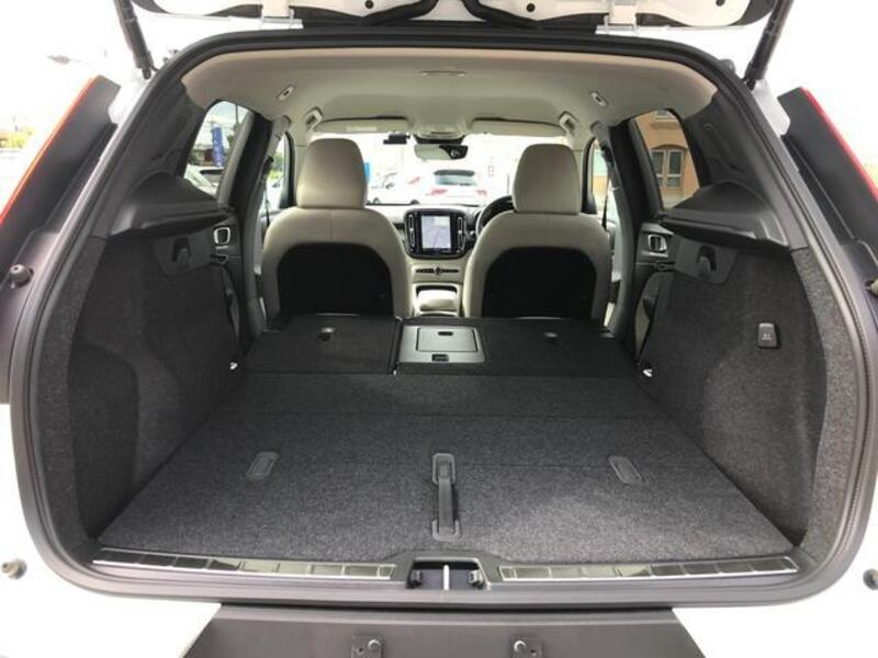 XC40