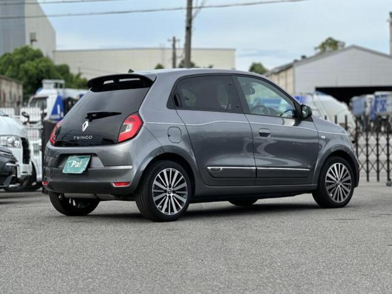 TWINGO