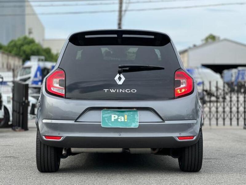 TWINGO