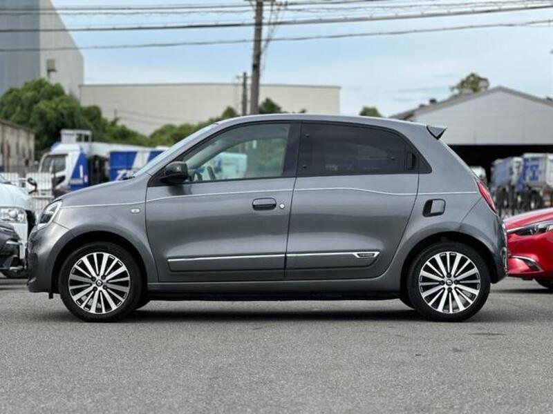 TWINGO
