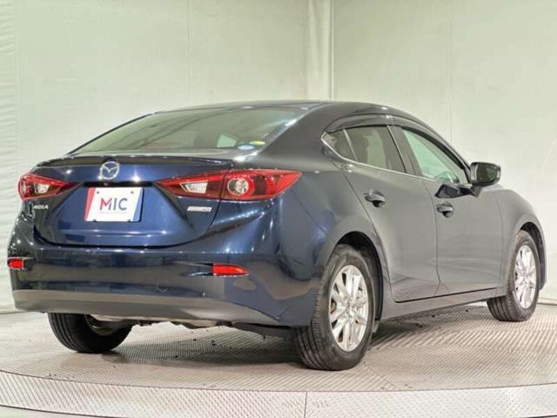 AXELA HYBRID