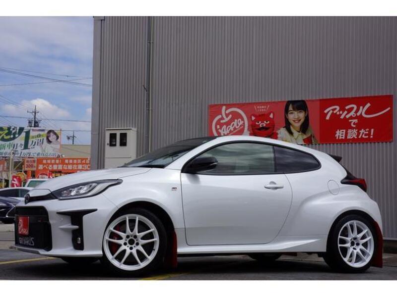 GR YARIS