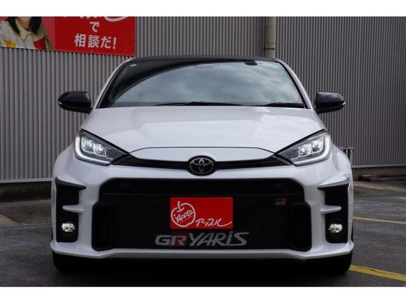 GR YARIS
