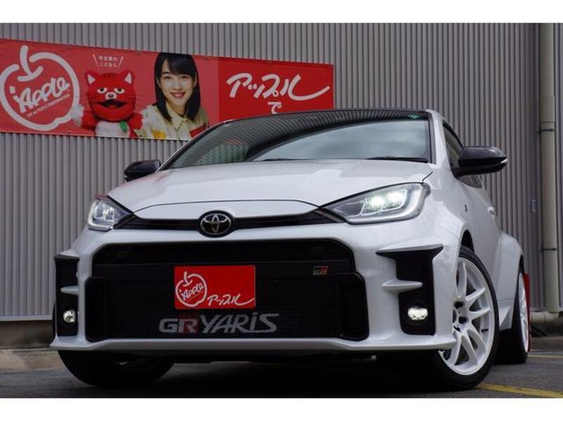 GR YARIS-0