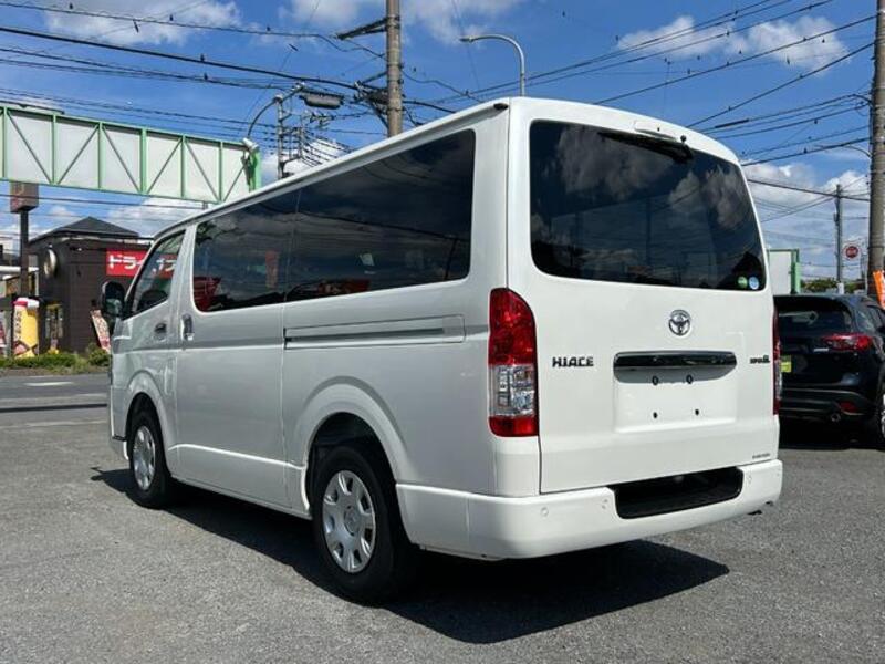 HIACE VAN