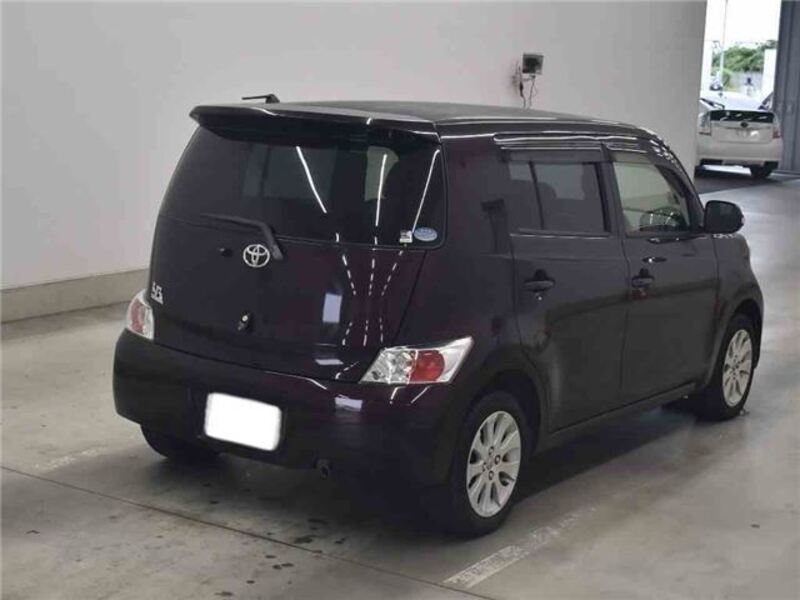 TOYOTA BB