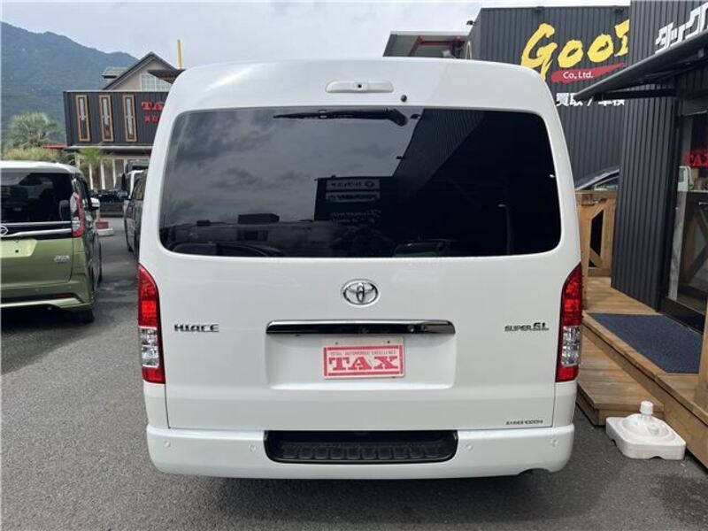 HIACE VAN