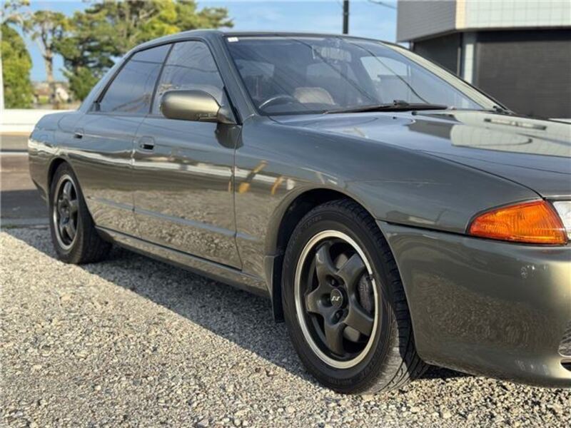 SKYLINE