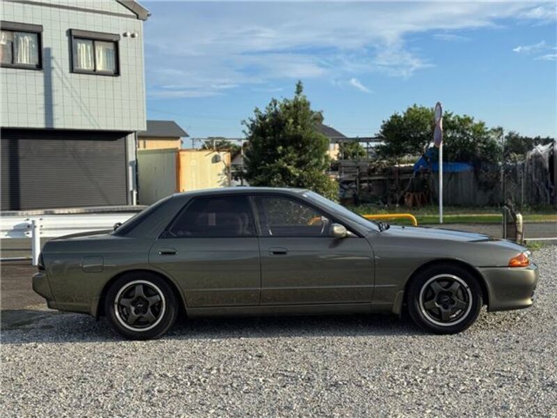 SKYLINE