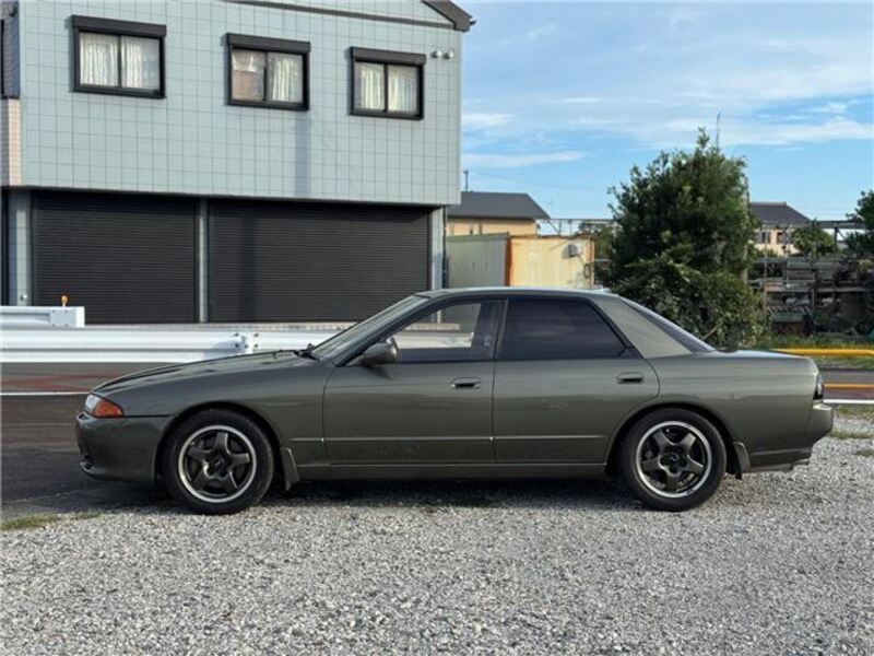 SKYLINE
