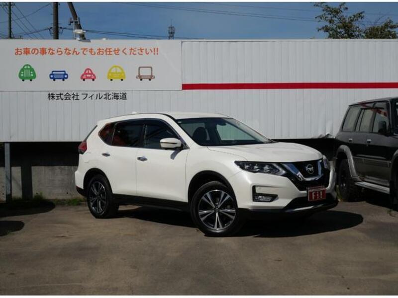 X-TRAIL