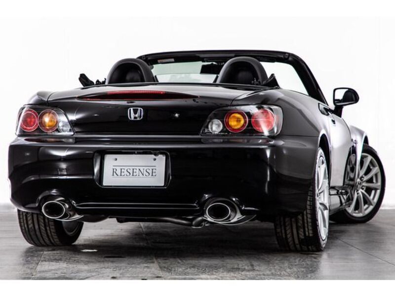 S2000