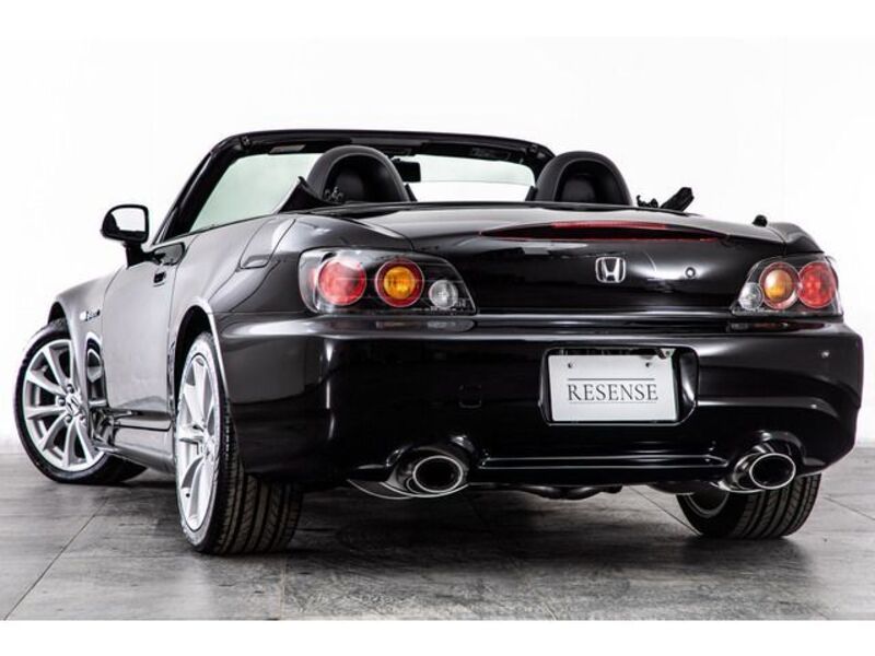 S2000