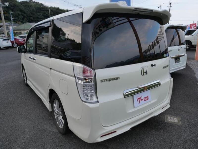 STEPWAGON SPADA