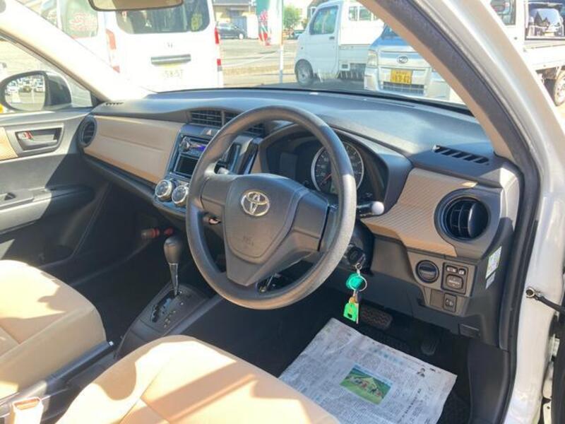 COROLLA AXIO