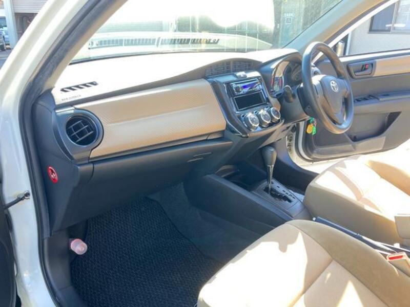 COROLLA AXIO