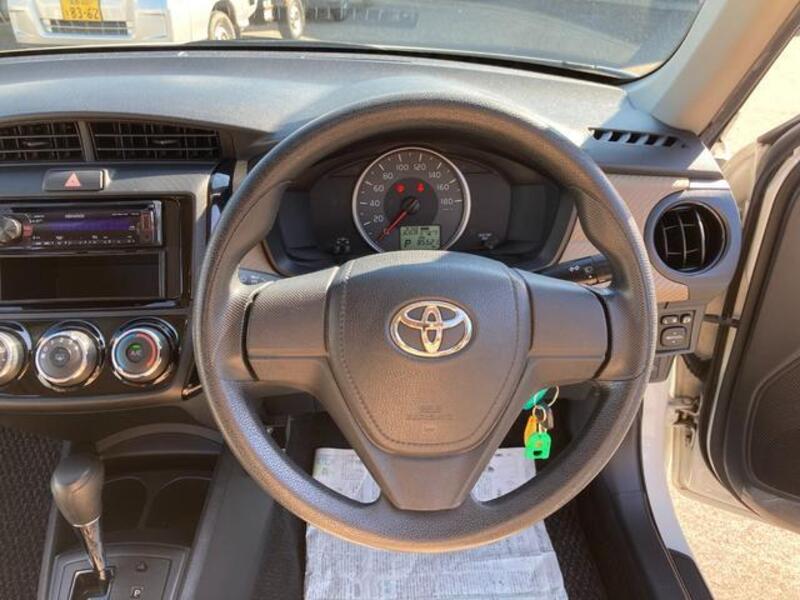 COROLLA AXIO
