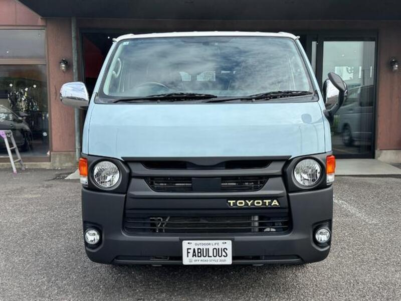 HIACE VAN