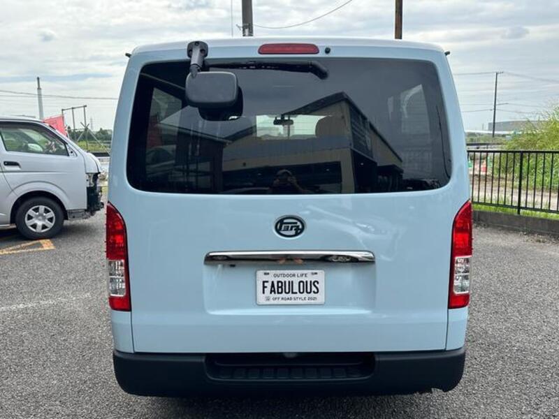HIACE VAN