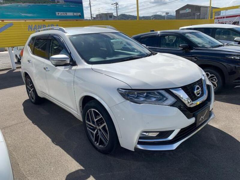 X-TRAIL