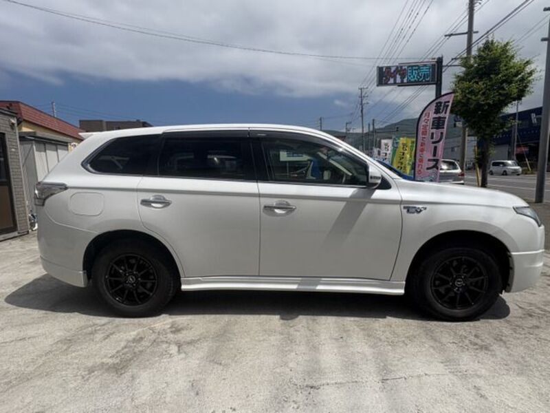 OUTLANDER PHEV