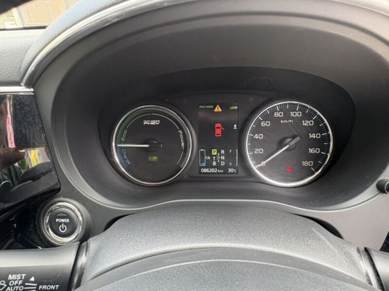 OUTLANDER PHEV