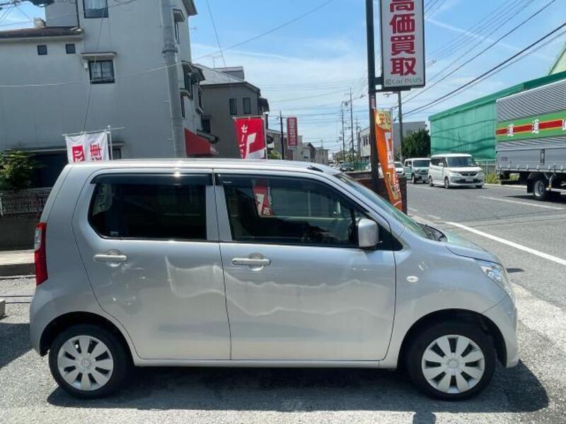 WAGON R