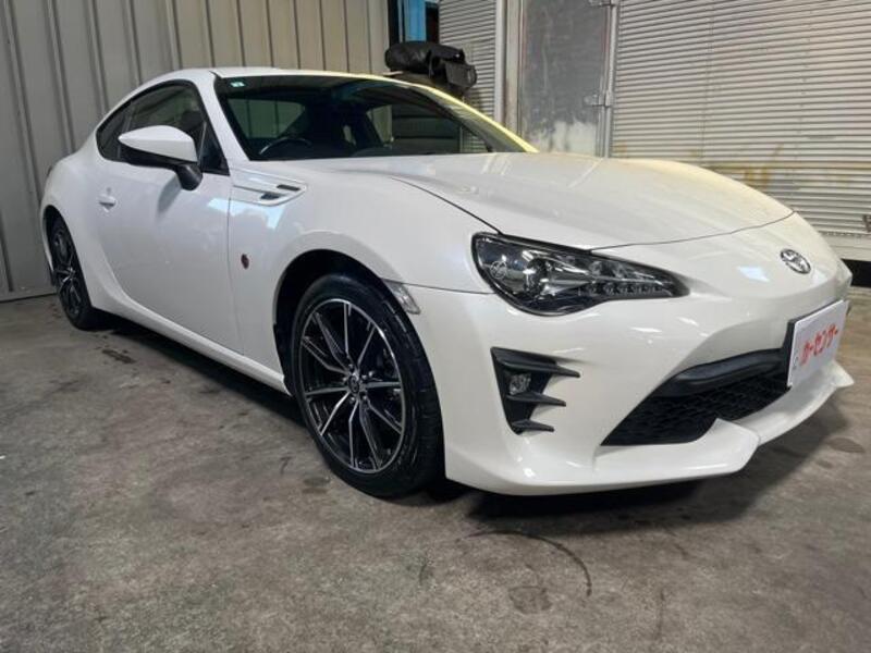 TOYOTA 86