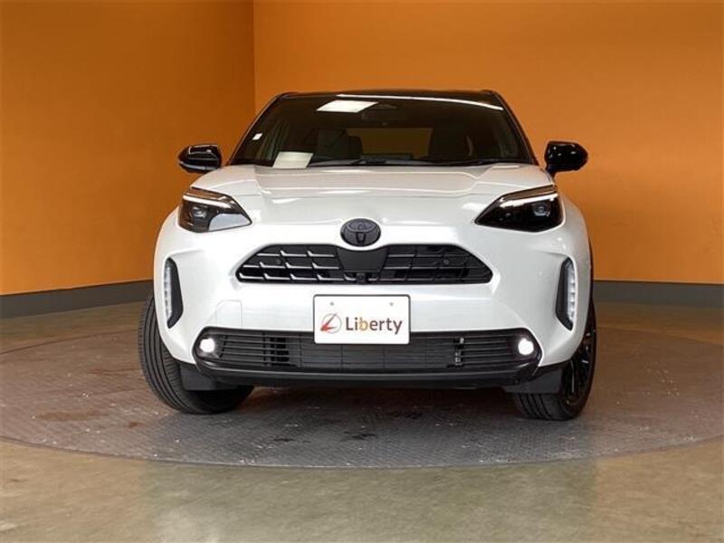 YARIS CROSS