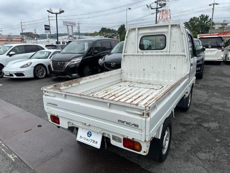 MINICAB TRUCK