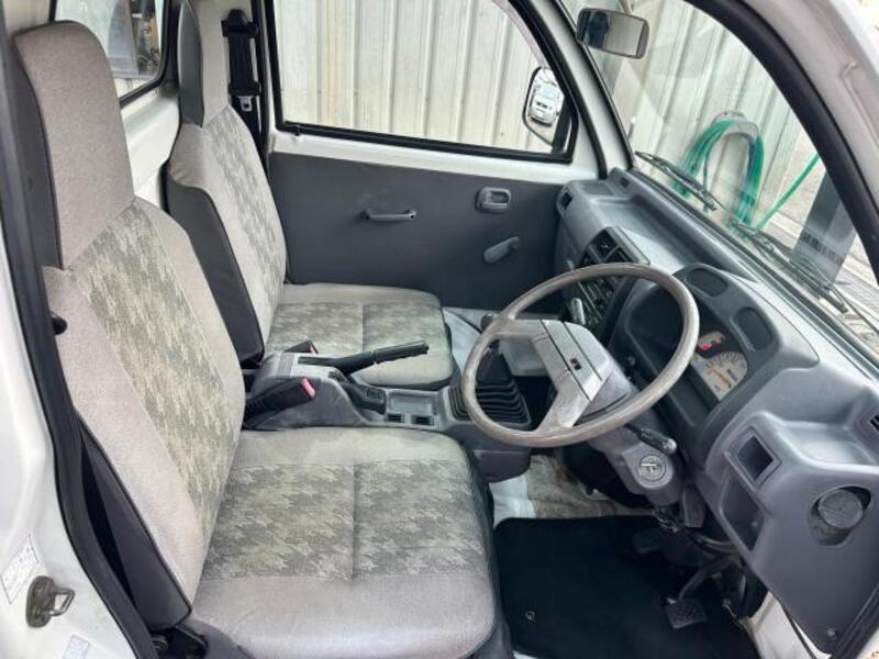 MINICAB TRUCK