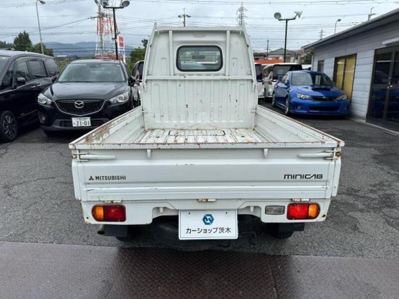 MINICAB TRUCK