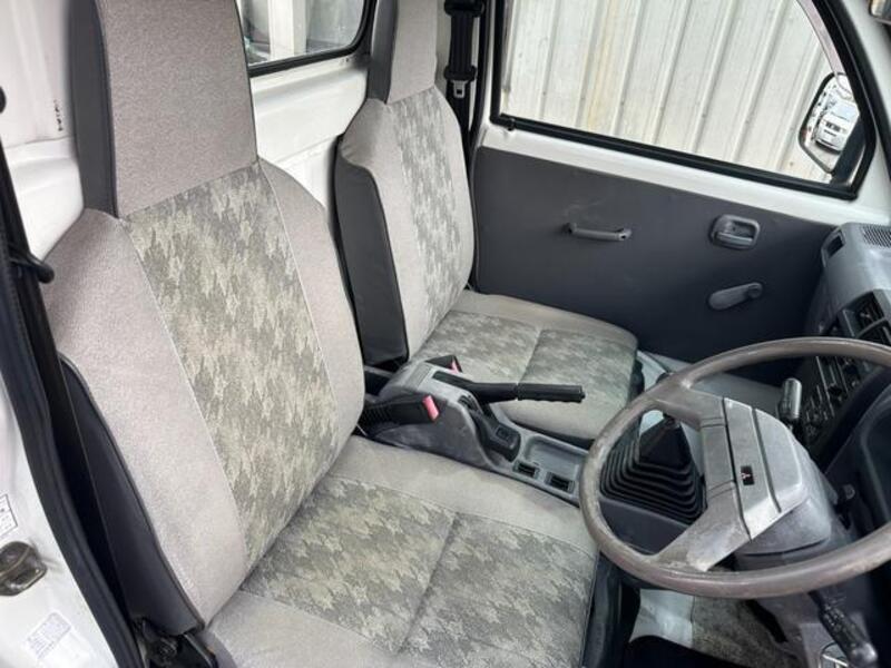 MINICAB TRUCK