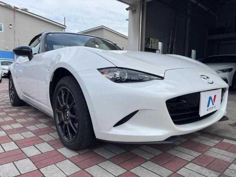 ROADSTER