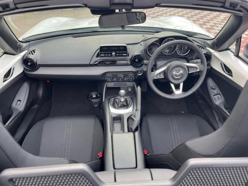 ROADSTER