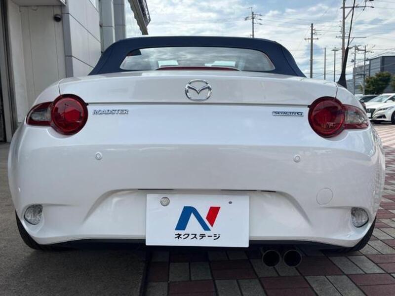 ROADSTER
