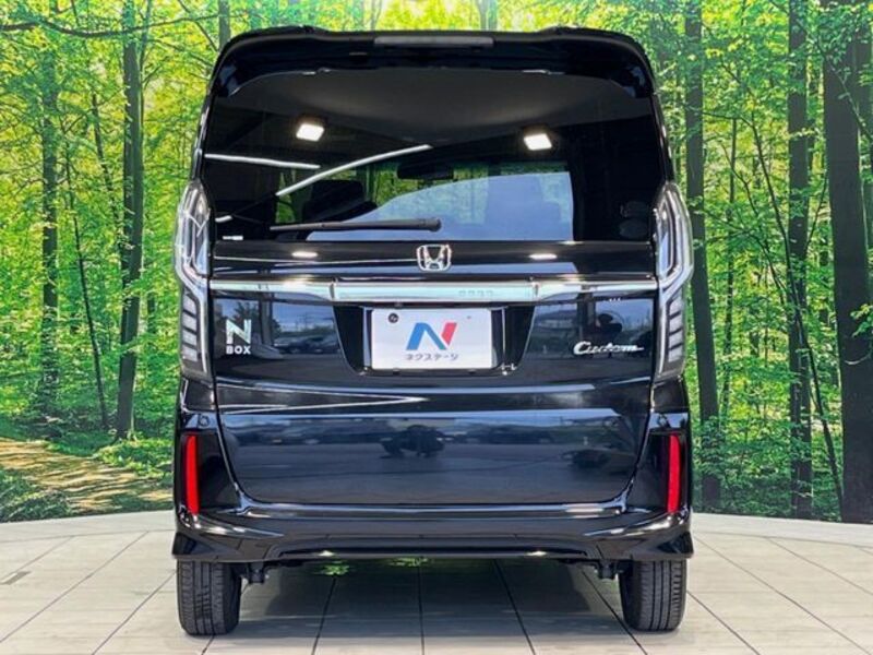 N BOX CUSTOM
