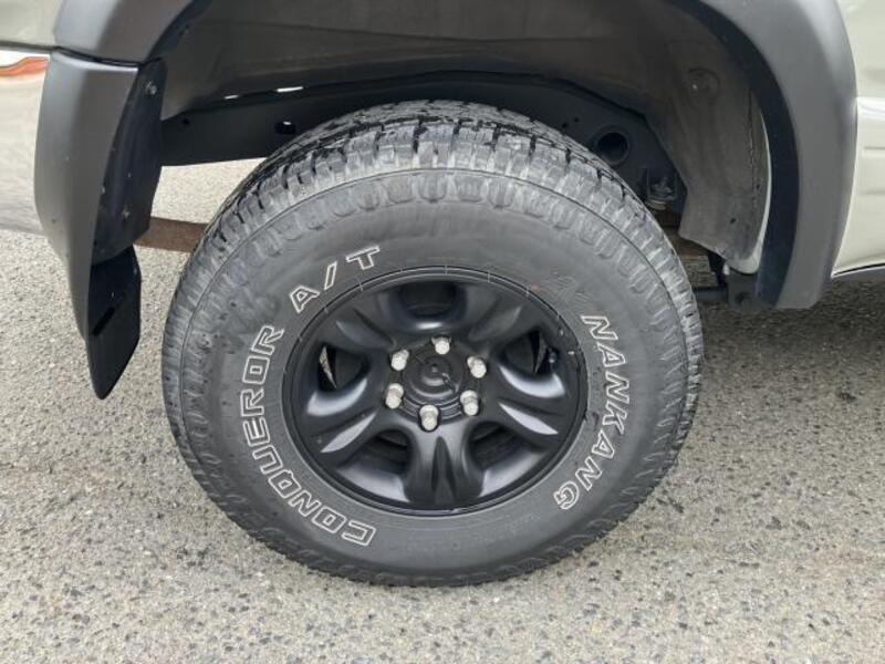 HILUX SURF
