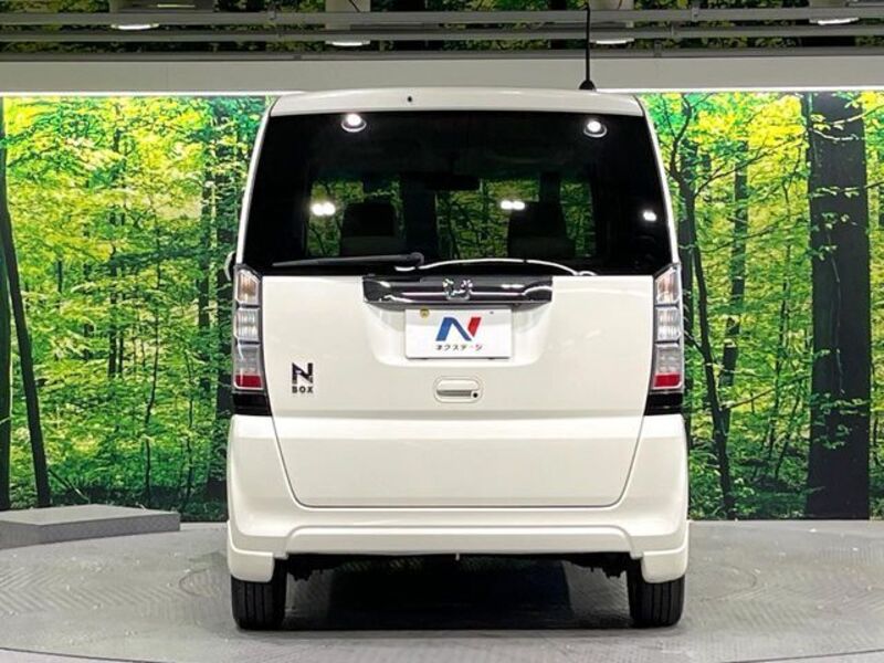 N BOX