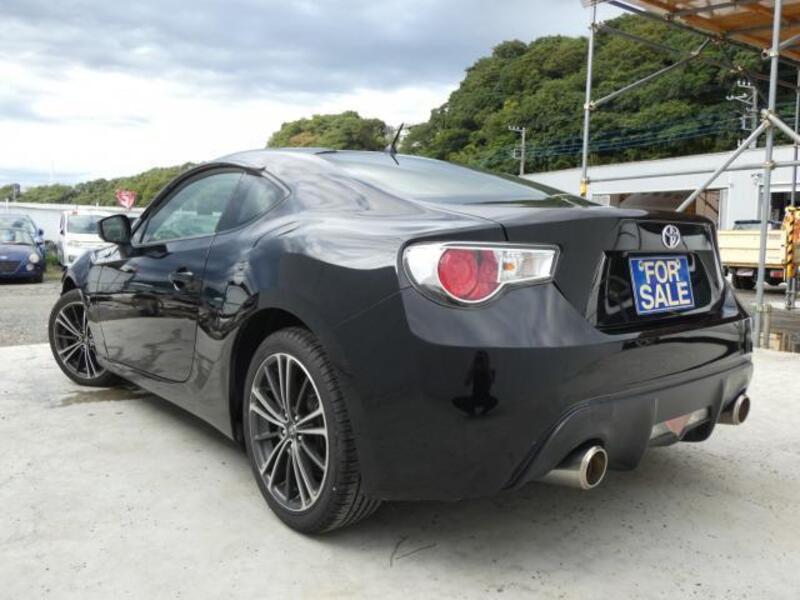 86