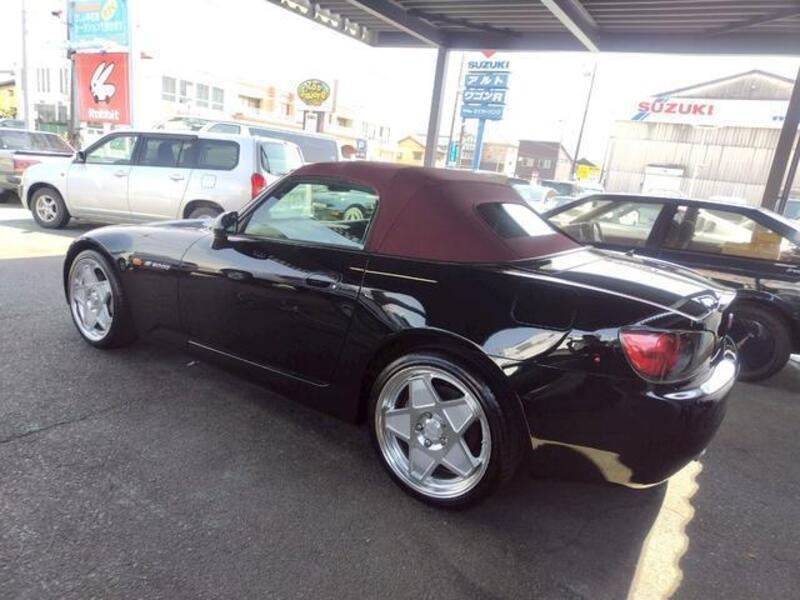 S2000