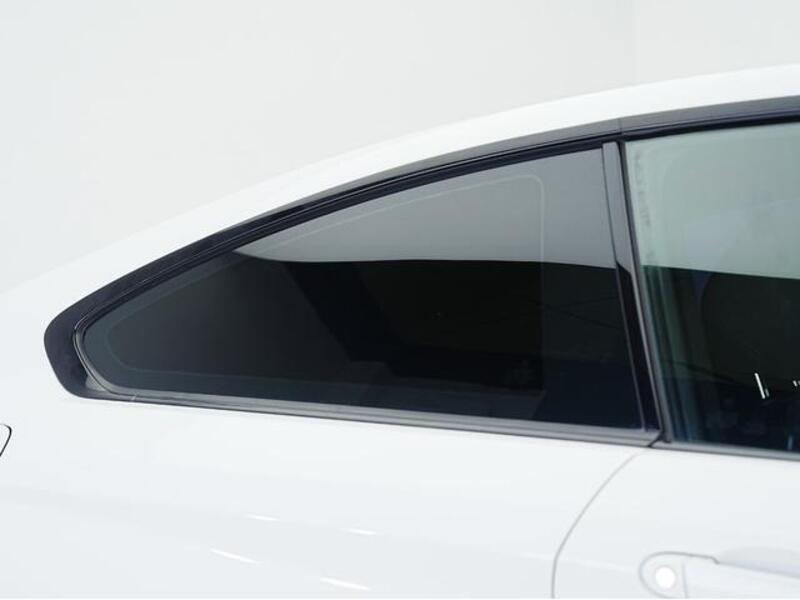 4 SERIES