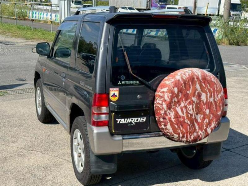 PAJERO MINI