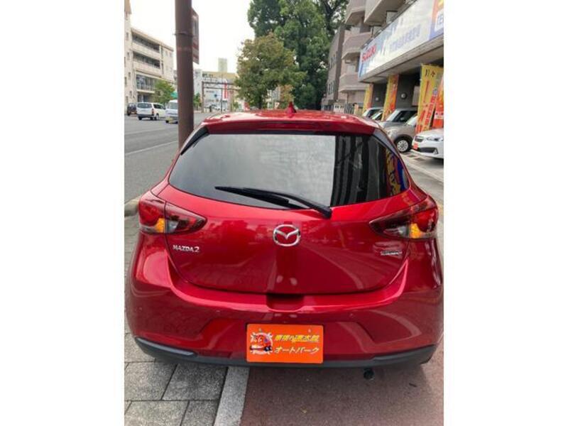 MAZDA2