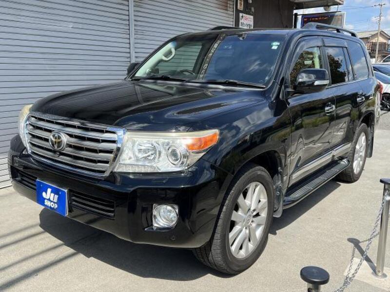 TOYOTA LAND CRUISER